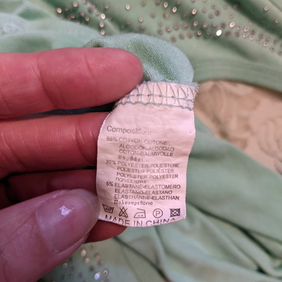 3 for $23🎉 Teal Tank - Women's - Gorgeous Detailing - Picture 2 of 4